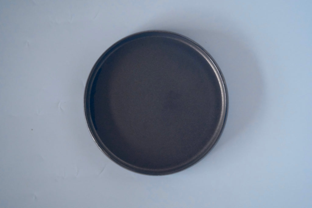 ブロンズ釉六寸皿