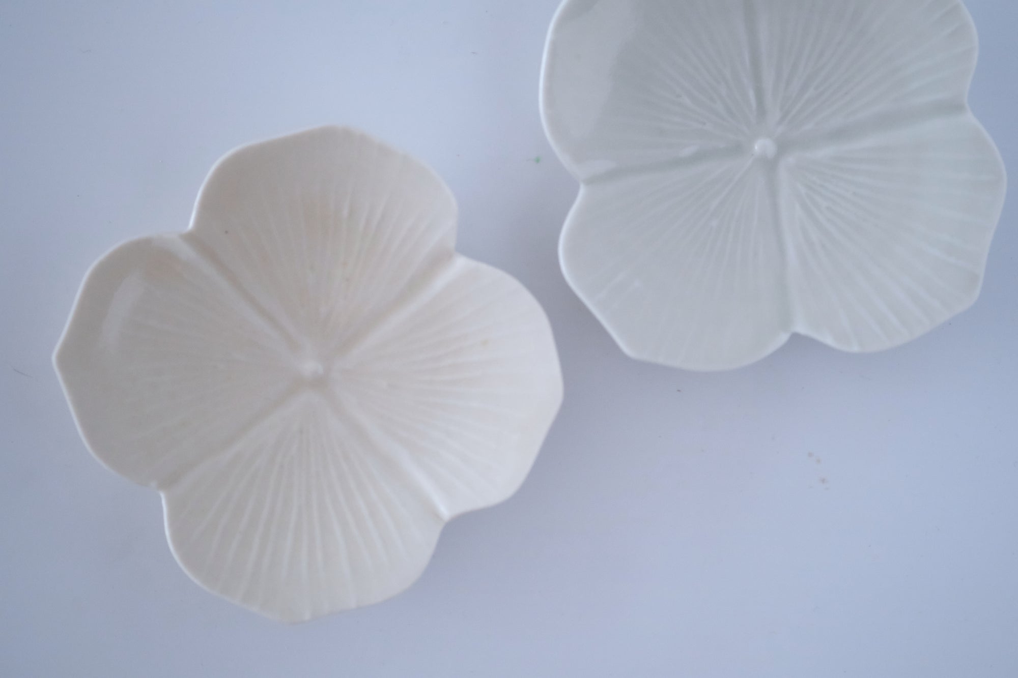 灰青釉紫陽花小皿