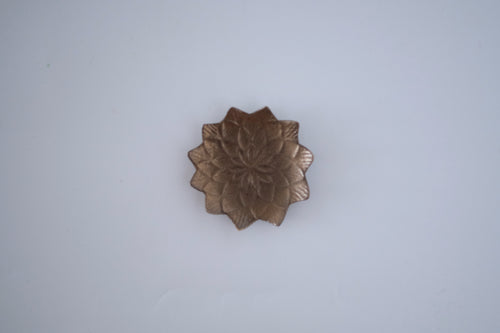 ブロンズ釉ダリア豆豆皿