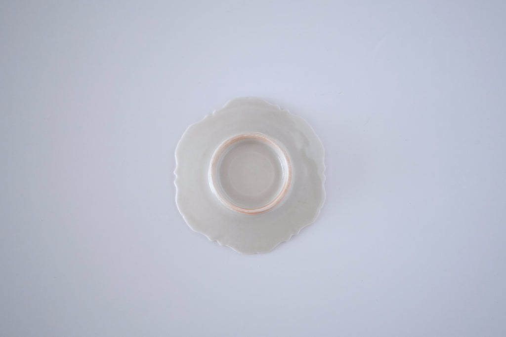 灰青秞稜花三寸台皿