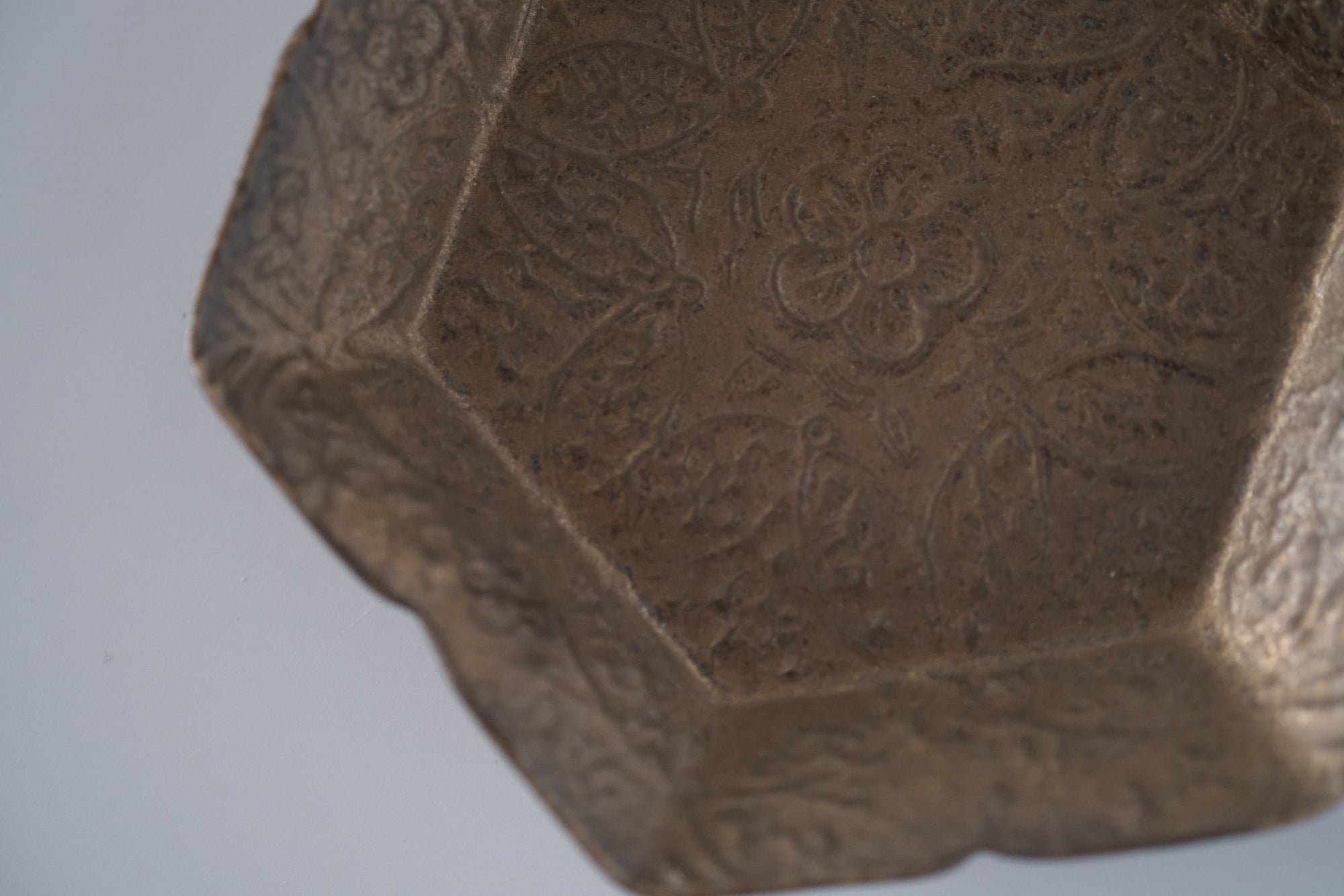 ブロンズ秞花七宝四寸皿