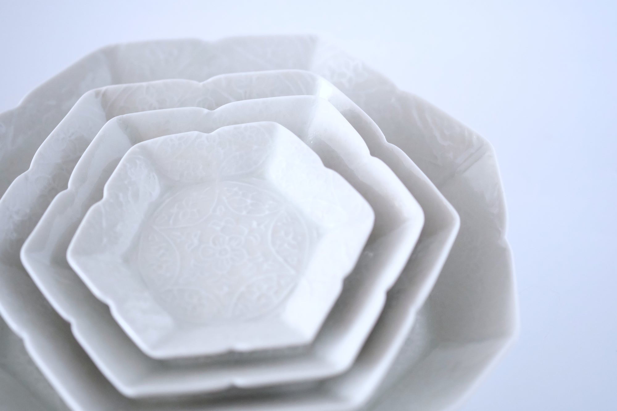 灰青秞花七宝五寸皿