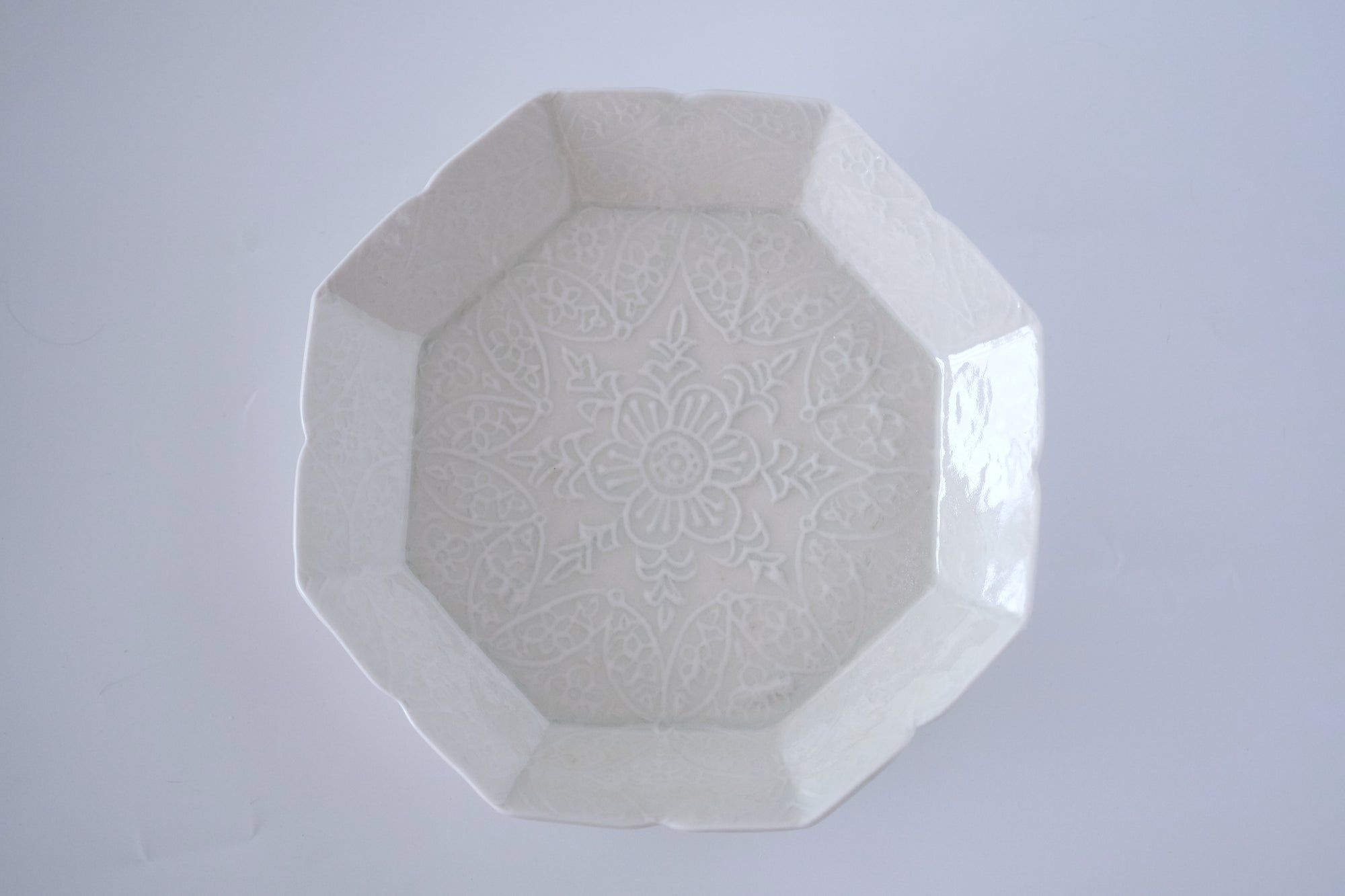 灰青秞花七宝七寸皿