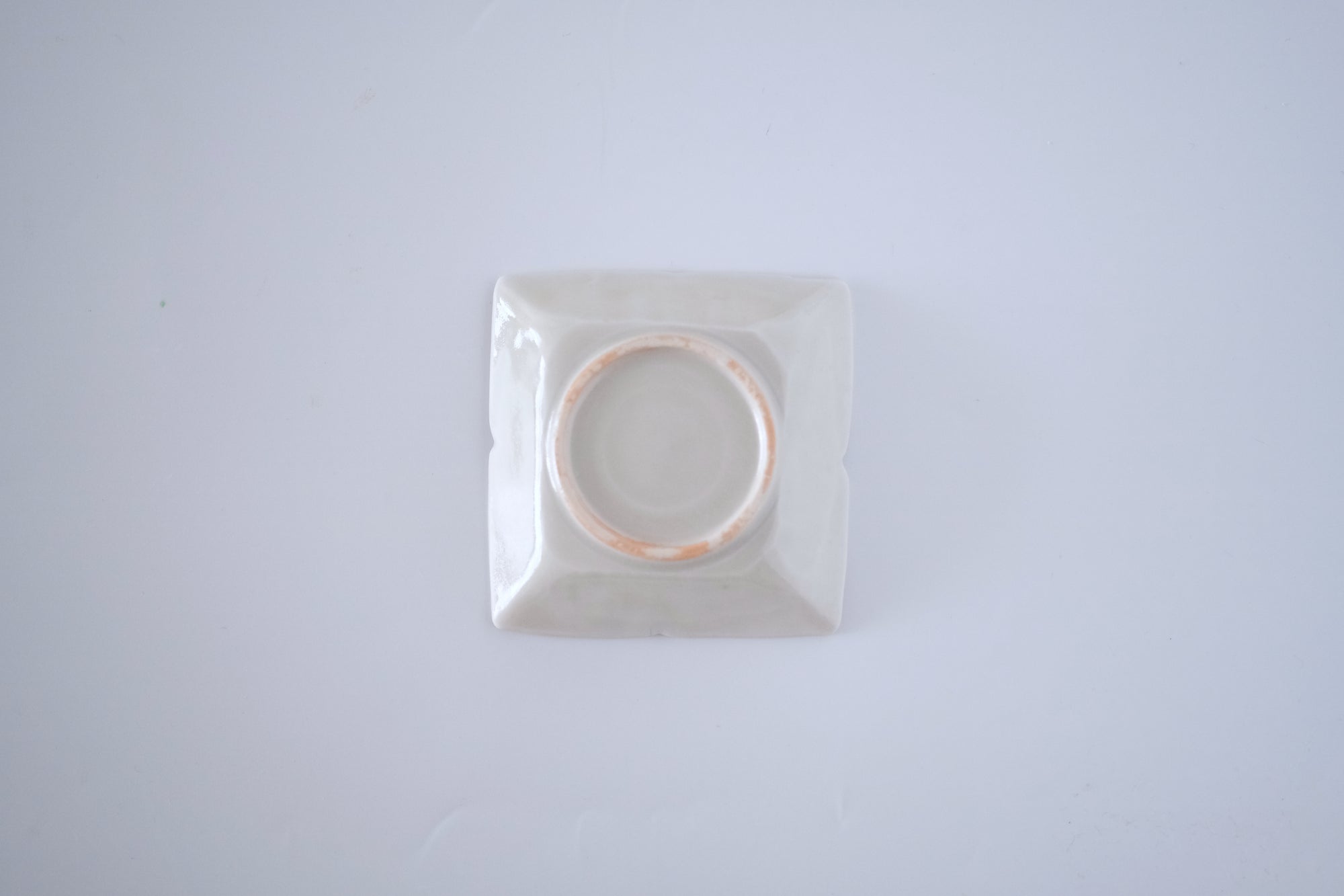 灰青秞花七宝角豆皿