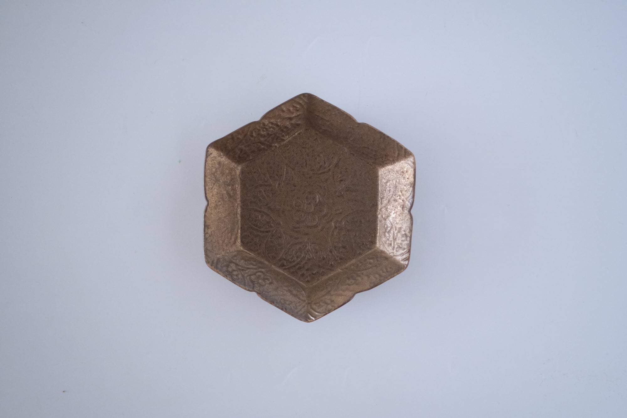 ブロンズ秞花七宝四寸皿