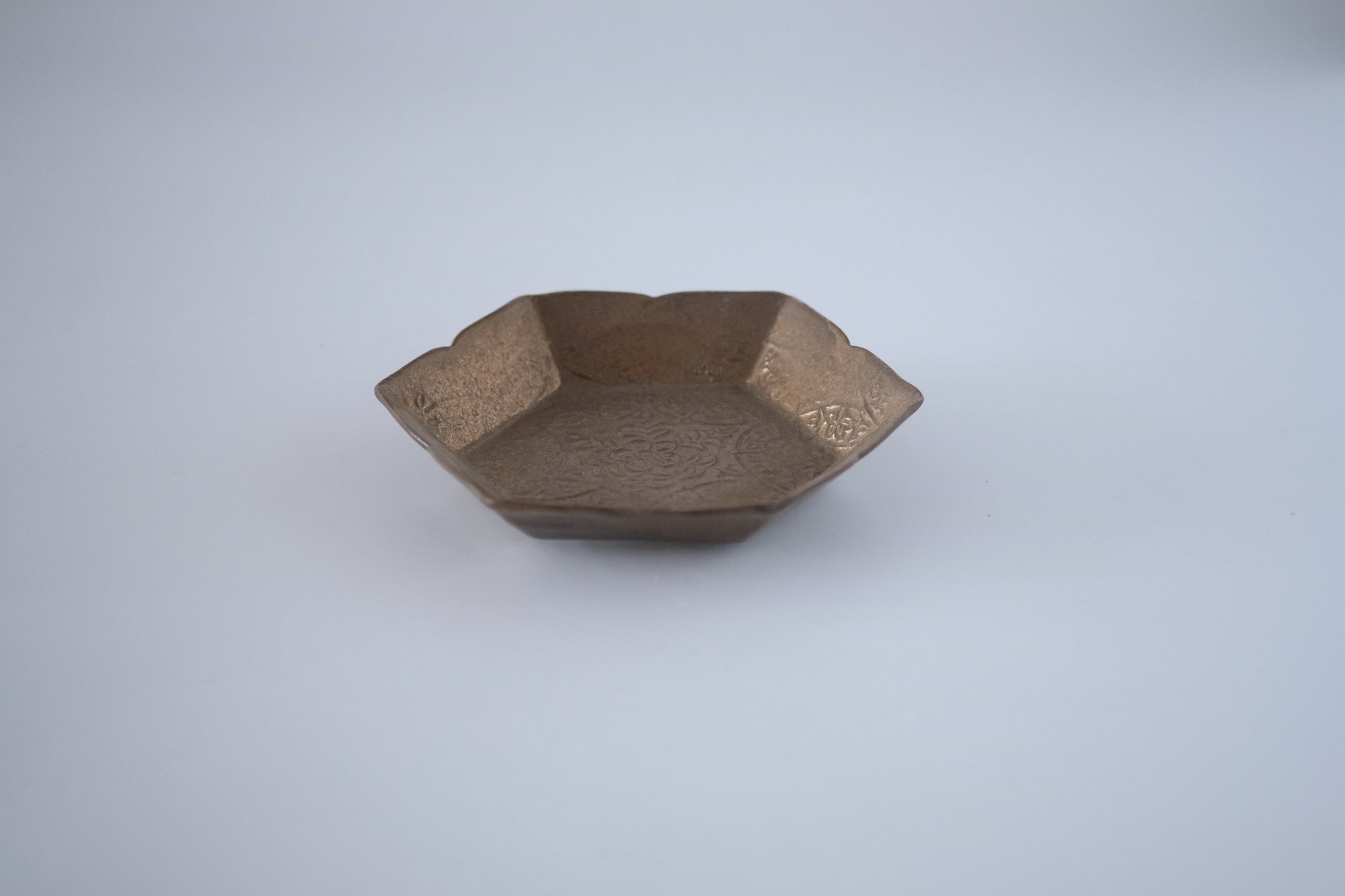 ブロンズ秞花七宝五寸皿