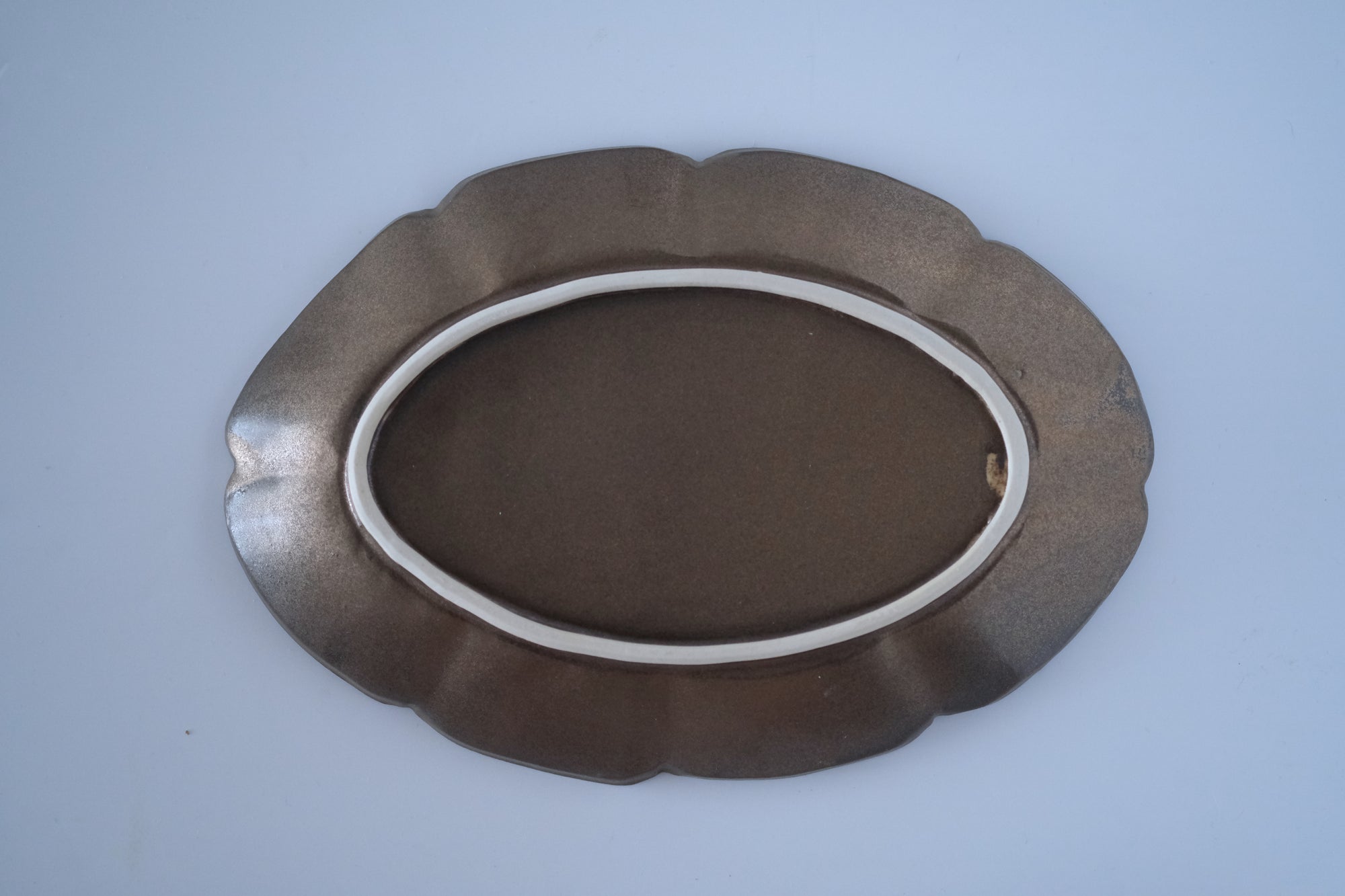 ブロンズ秞花七宝オーバル皿（L）