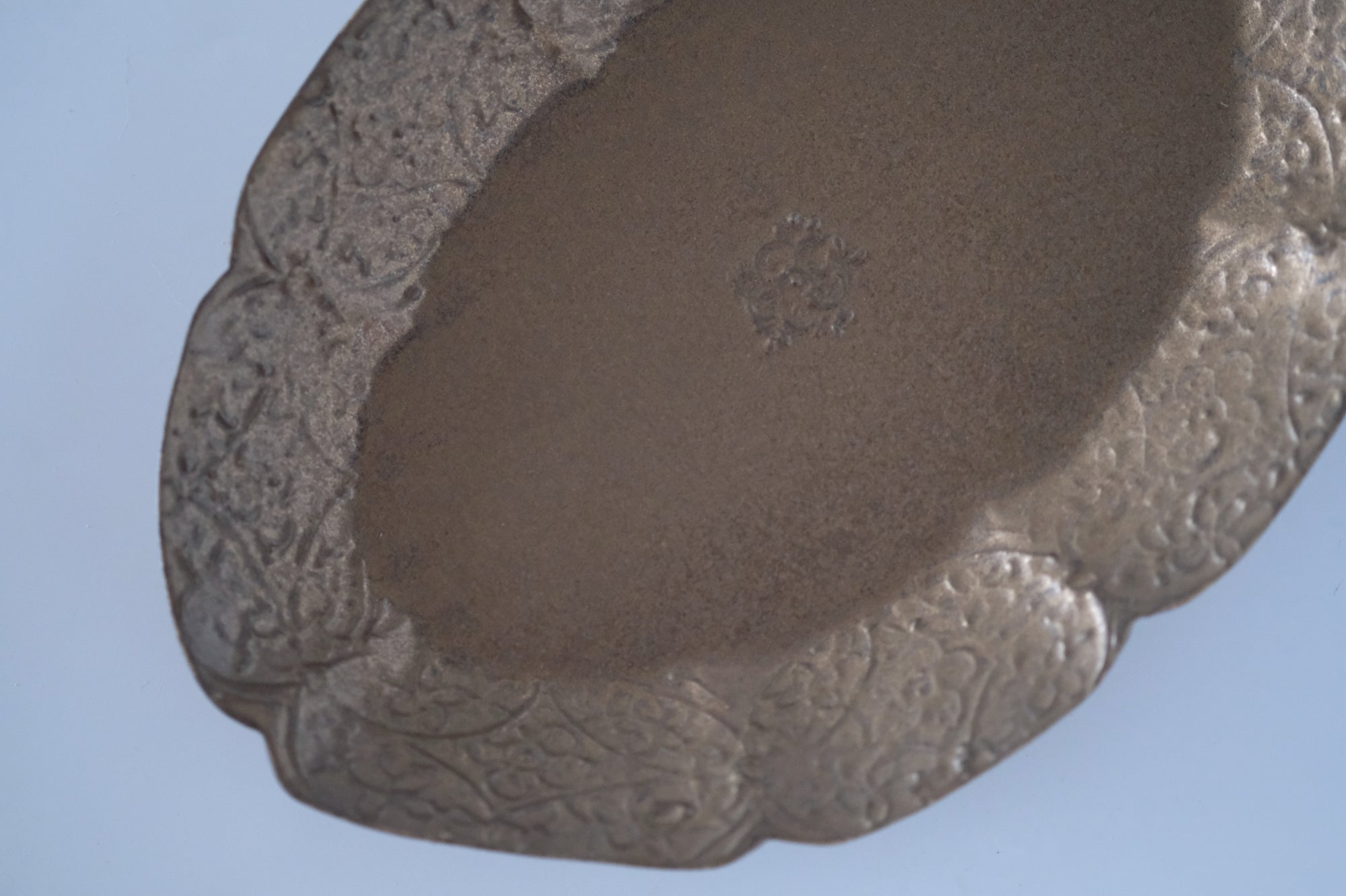 ブロンズ秞花七宝オーバル皿（L）