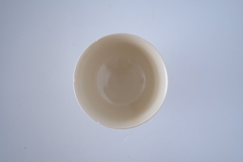 灰琥珀秞花七宝碗