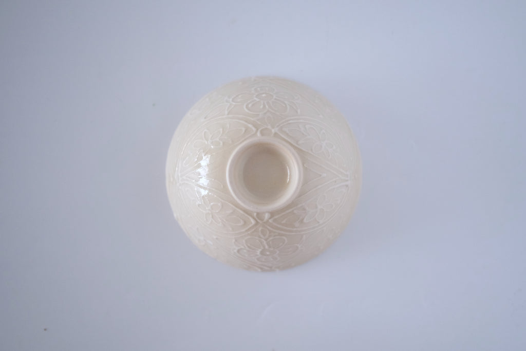 灰琥珀秞花七宝碗