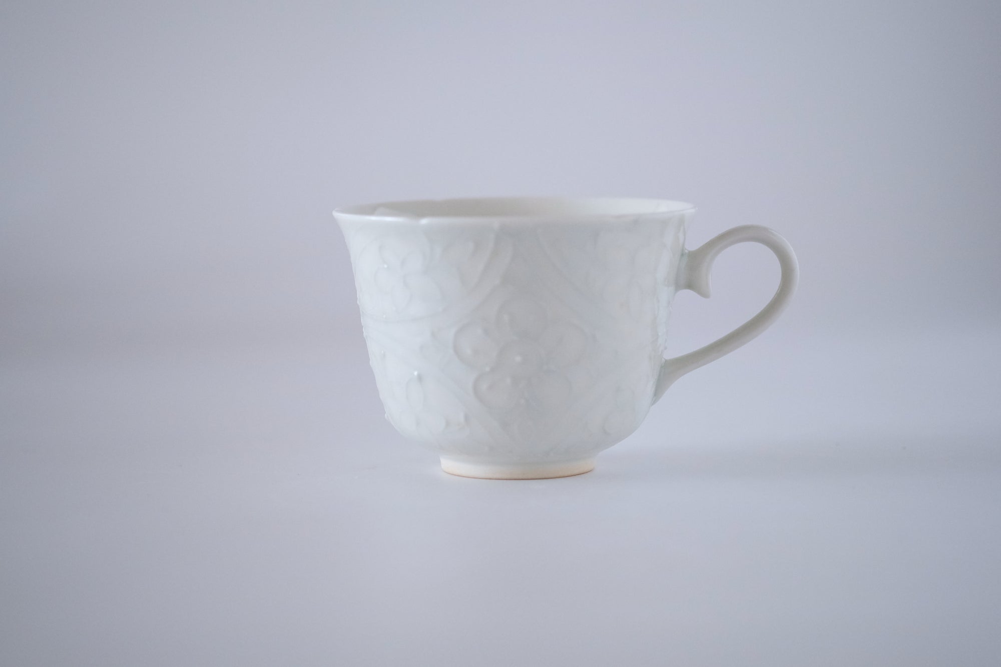 灰青秞花七宝コーヒーカップ