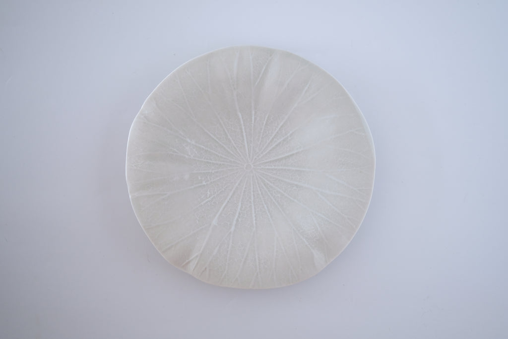 灰青釉蓮の葉六寸皿