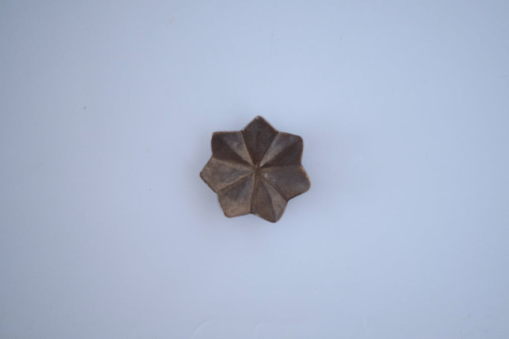 ブロンズ釉七芒星豆豆皿