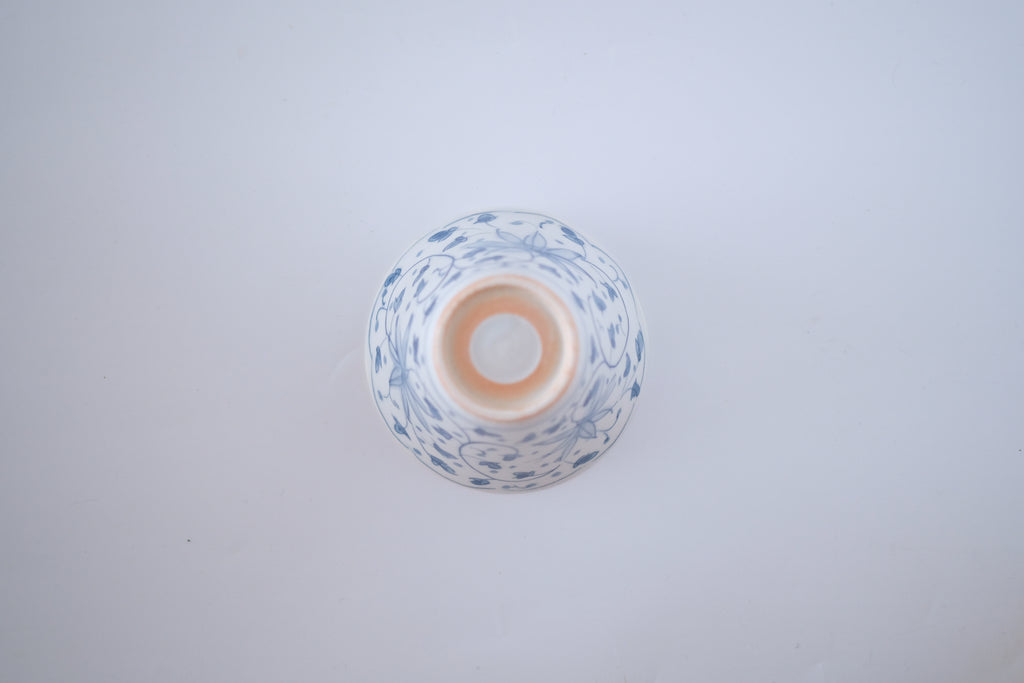 染付花唐草紋蕎麦猪口