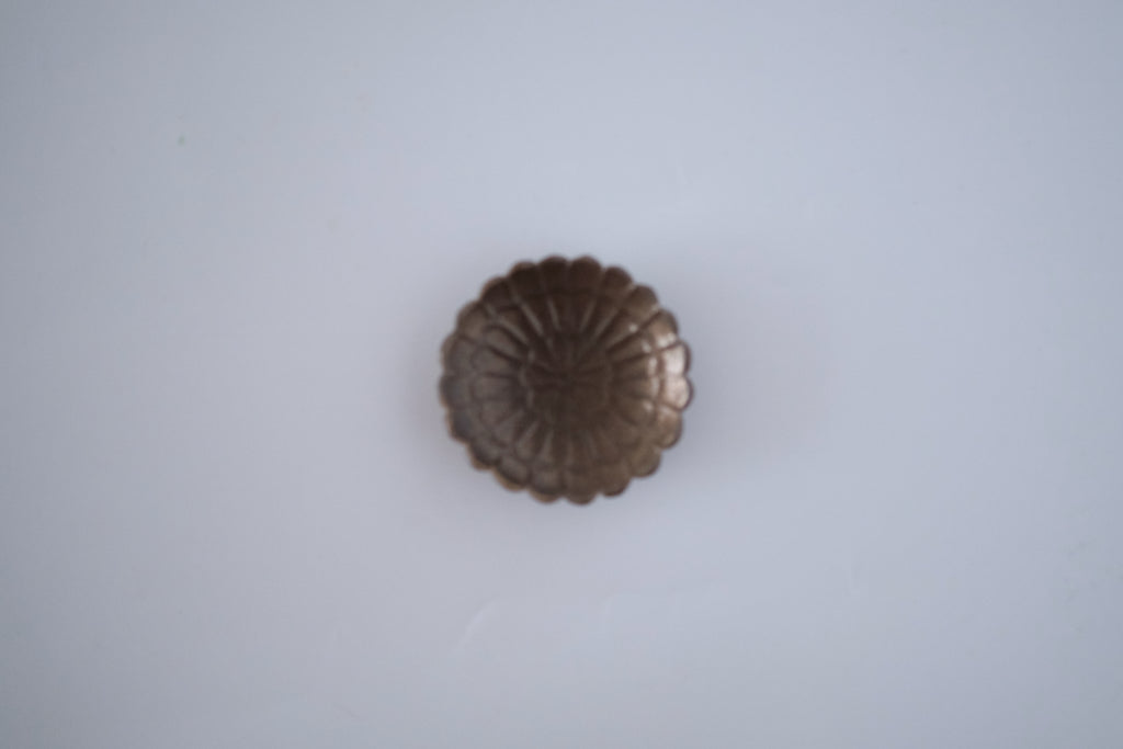 ブロンズ釉菊豆豆皿