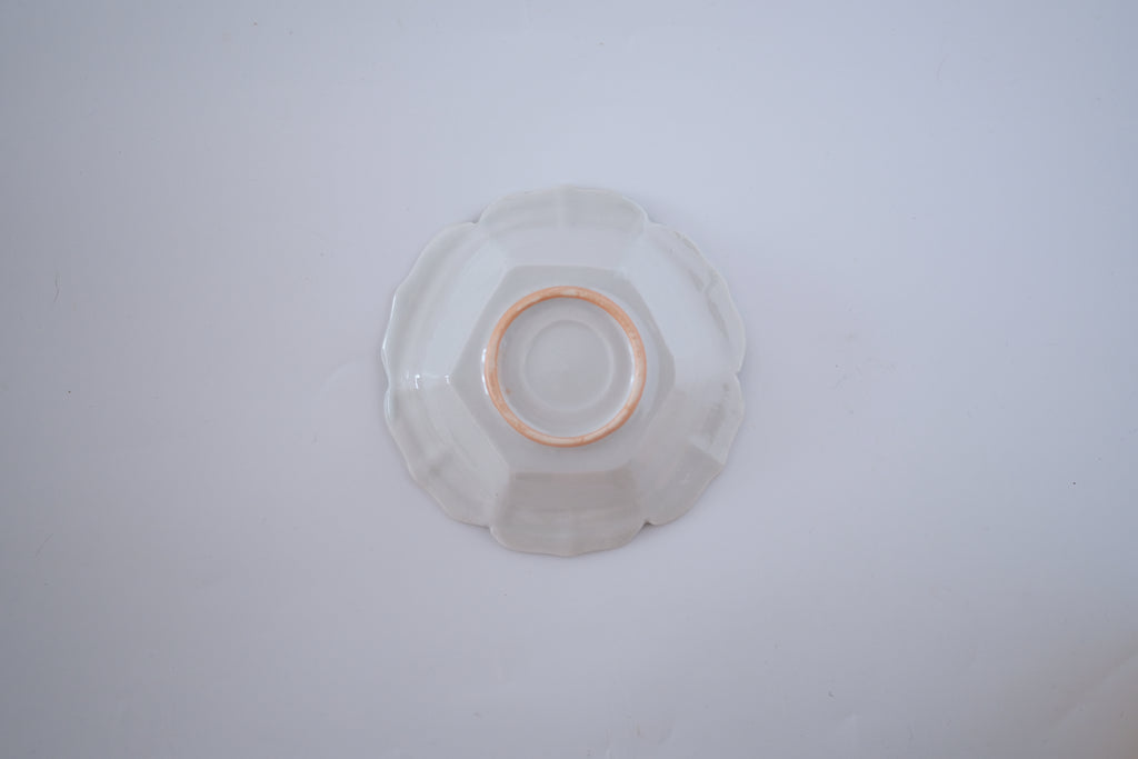 染付小花紋輪花豆皿