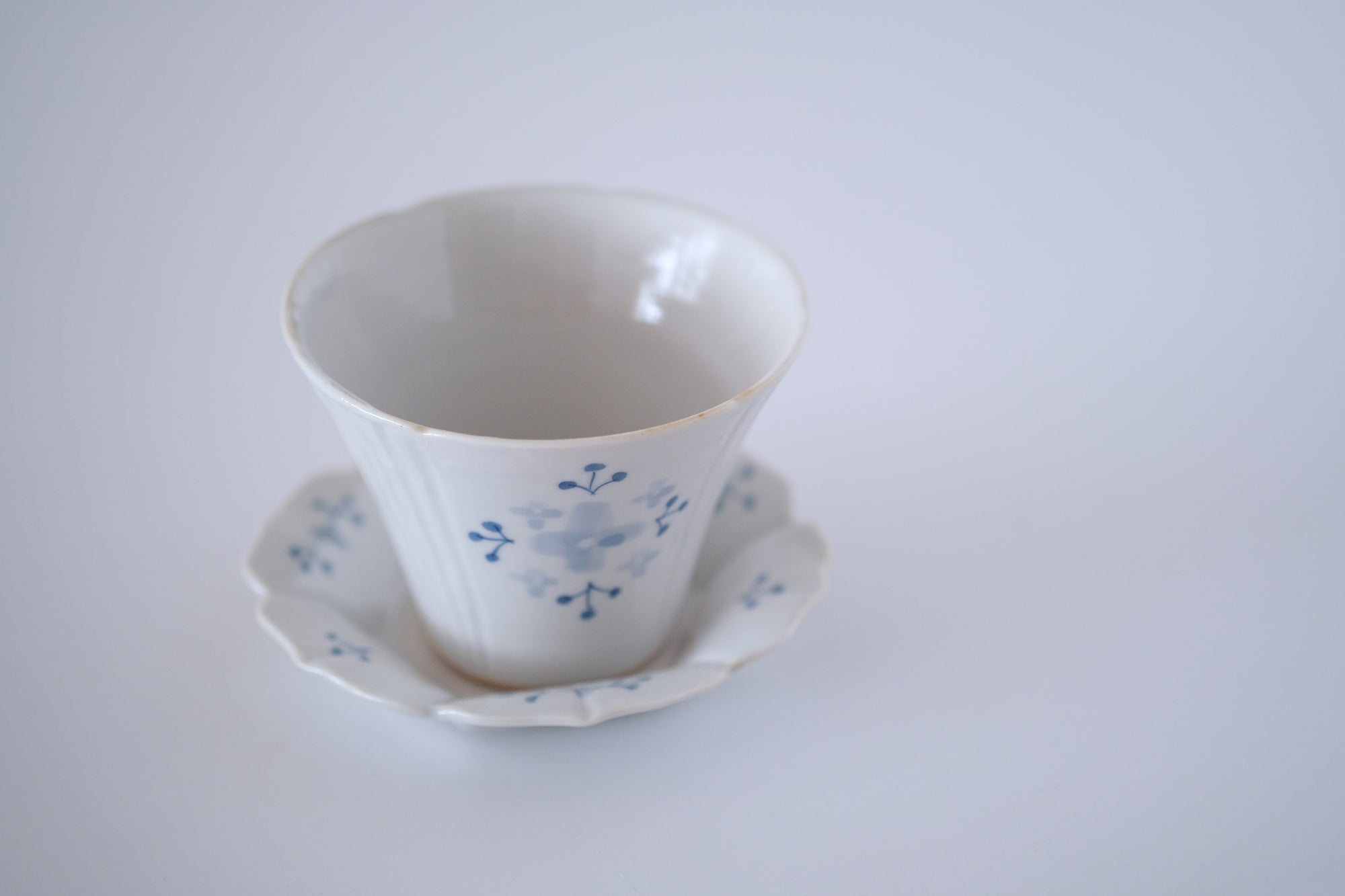 染付小花紋蕎麦猪口