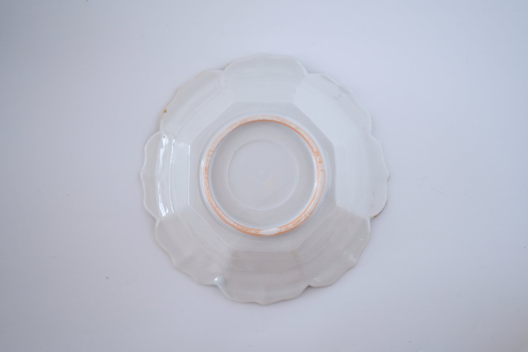 染付小花紋輪花五寸皿