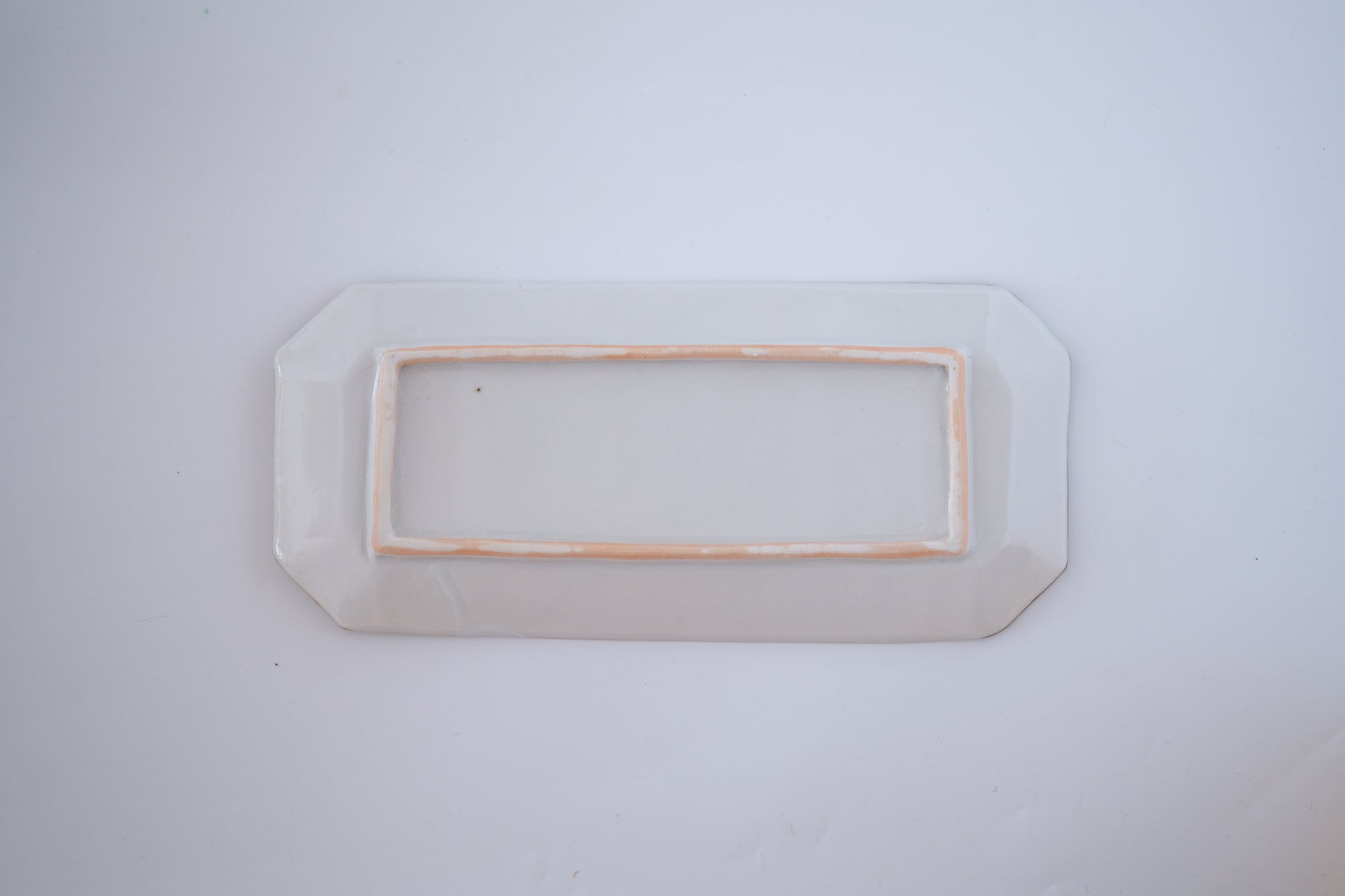 染付小花紋八角長皿