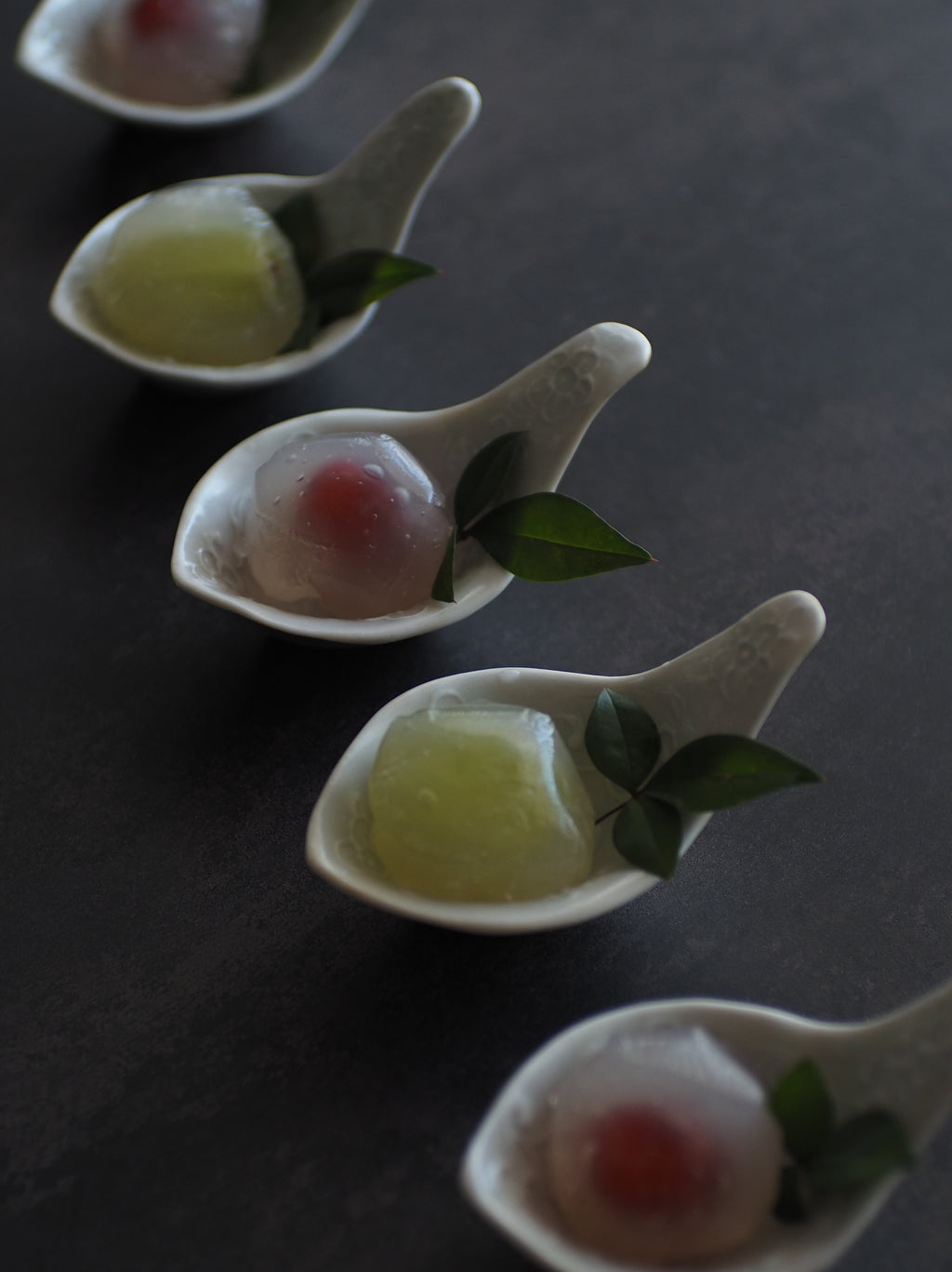 灰青秞花七宝蓮華