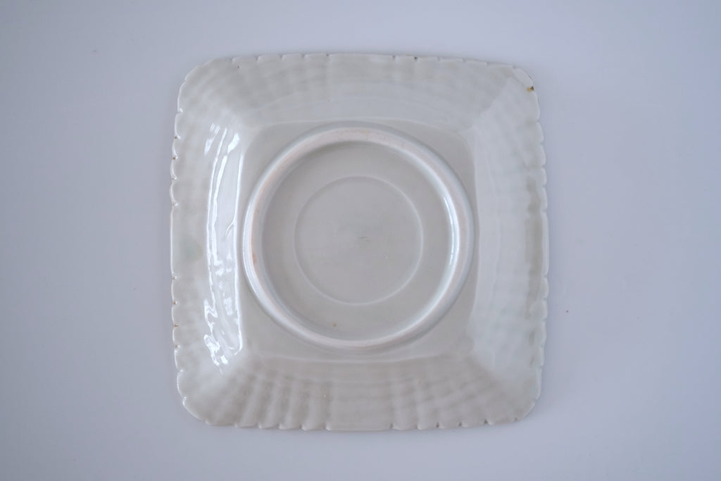 灰青秞輪花角大皿