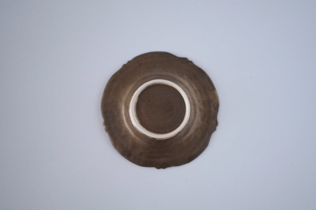 ブロンズ釉花唐草稜花小皿