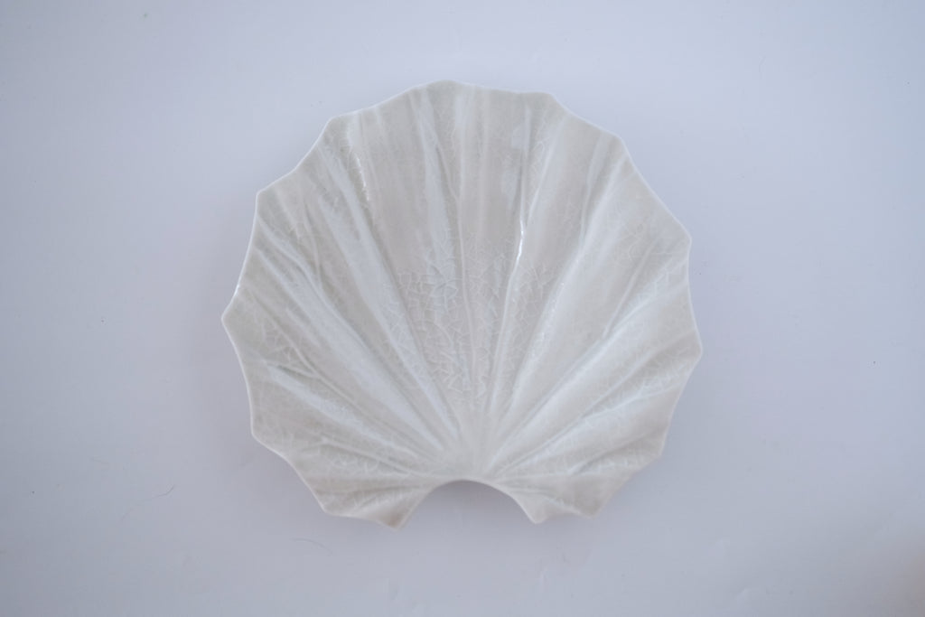 灰青釉石蕗六寸皿