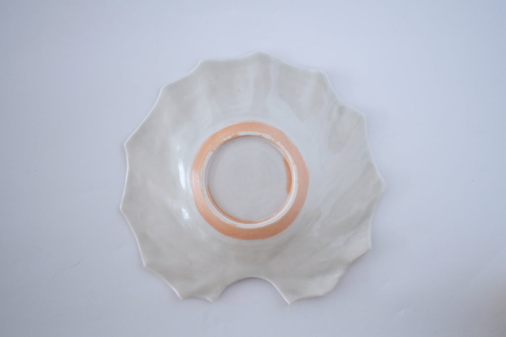 灰青釉石蕗六寸皿