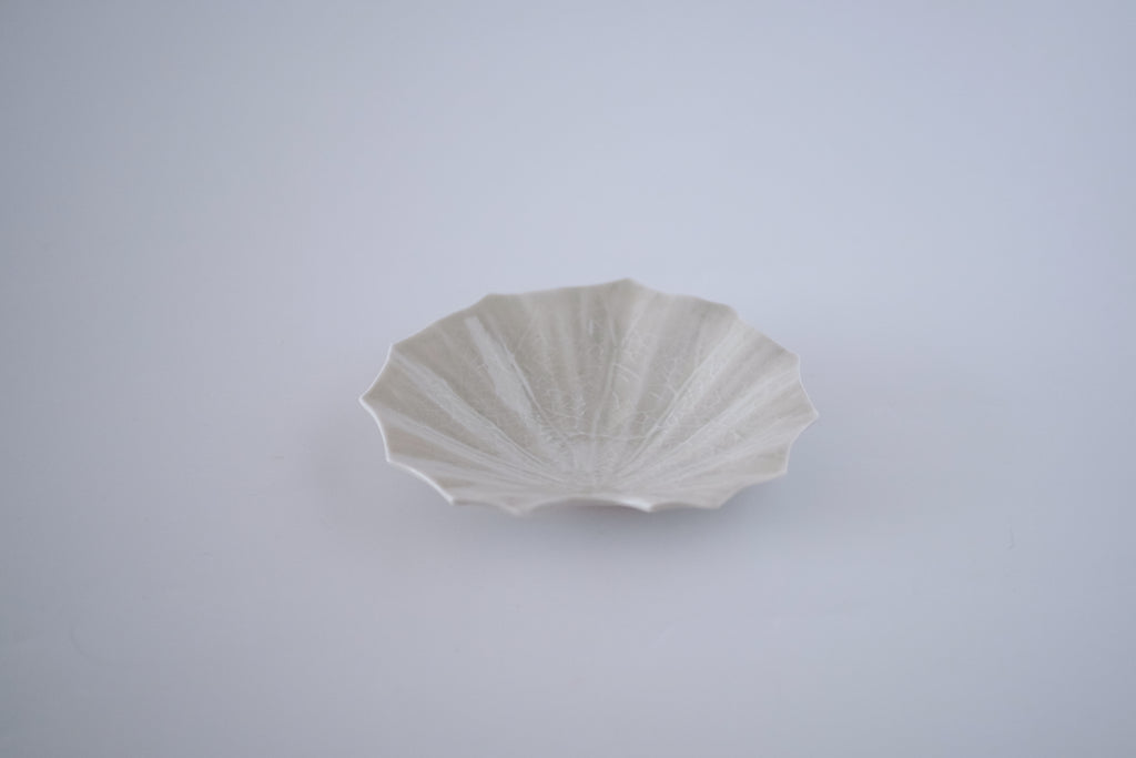 灰青釉石蕗四寸皿